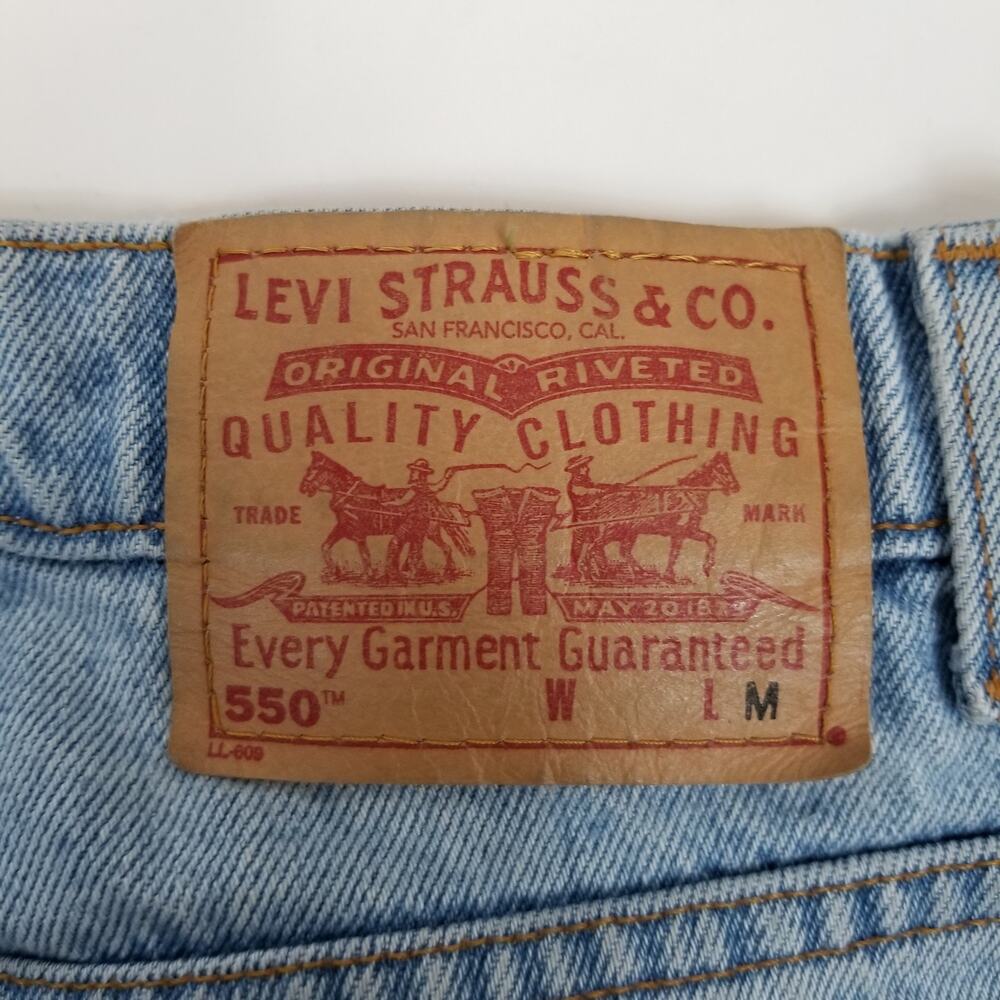 Levi's 550 Women's DIY High Rise Cut Off Denim Jean Shorts Blue Size 30 / 10 - Picture 4 of 6